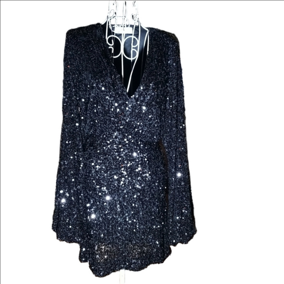 Mint & Major black sequined dress. Size small - Picture 1 of 9